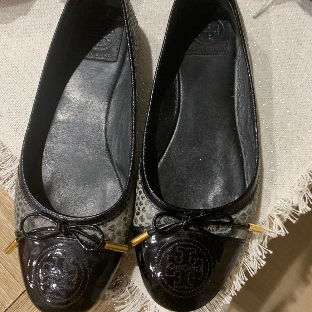 Pre Loved Tory Burch Flats!